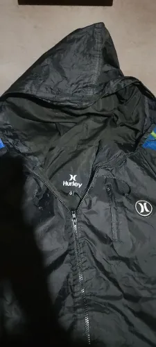 Capa de chuva estilo casaco