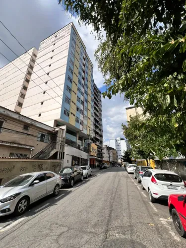 Apartamento para aluguel no Centro em Barra Mansa - RJ