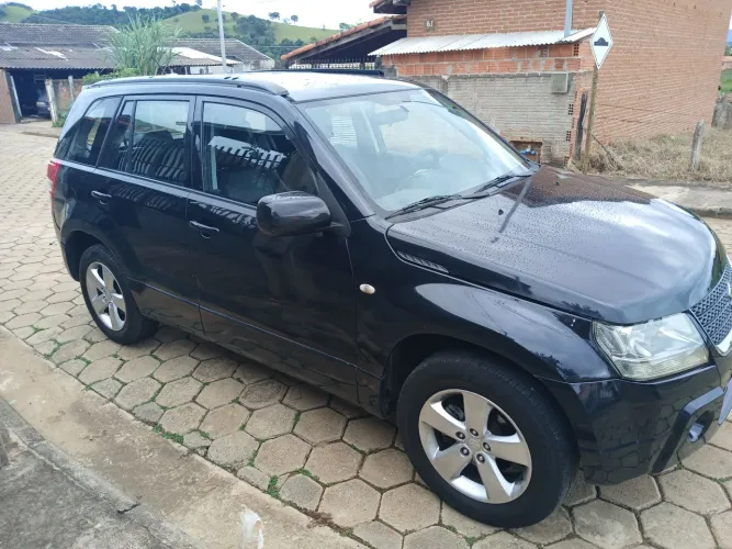 Suzuki Grand Vitara 2.0 16V 4x2/4x4 5P Aut. 2011