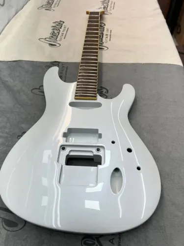Ibanez Série S + Dimarzio