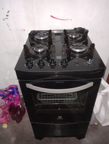 Vende-se fogão da Electrolux