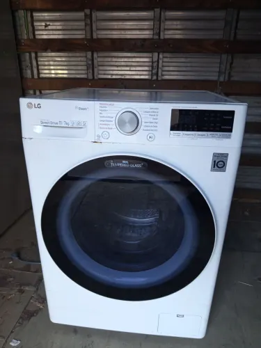 Lavadora lava e seca LG funcionando perfeitamente!!! 