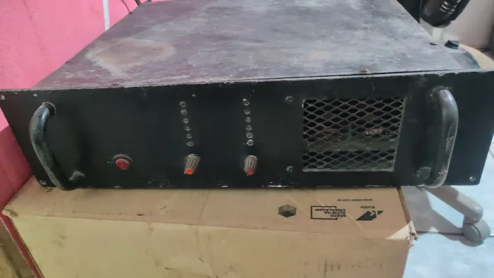 Amplificador de potência 2000rms