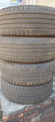 VENDE SE 4 PENEUS GOODYEAR 205 45 R 18 RS 850,00