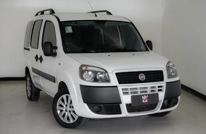 Fiat Doblo Essence 1.8 Flex 16V 5P 2021