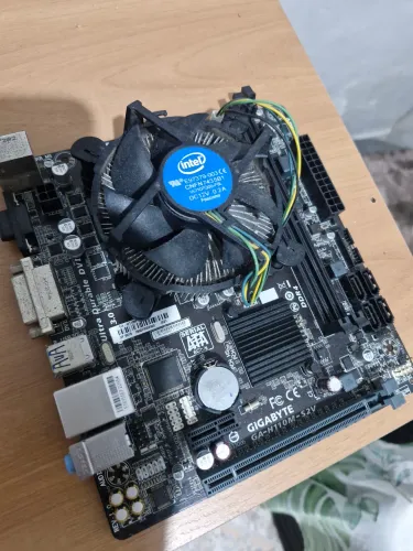 Placa mãe 1151 6/7 Geração com processador pentium