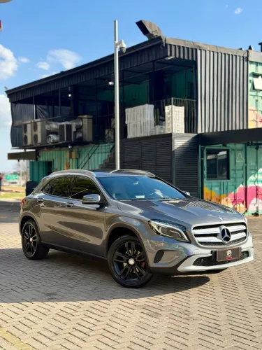 Mercedes-Benz GLA 200 Adv. 1.6/1.6 TB 16V Flex Aut. 2015