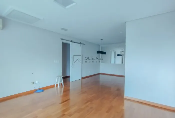 Aluguel Apartamento 3 Dormitórios - 131 m² Vila Romana