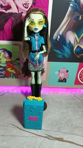 Boneca Monster High Frankie Scaris