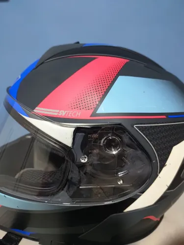 Capacete para motociclista muito novo!!!