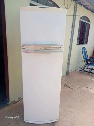 Geladeira frost free em Anápolis