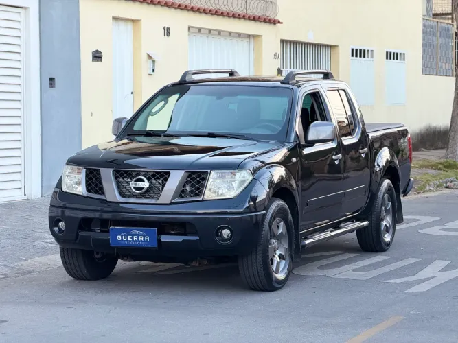 Nissan Frontier XE CD 4X4 2.5 TB Diesel 2012
