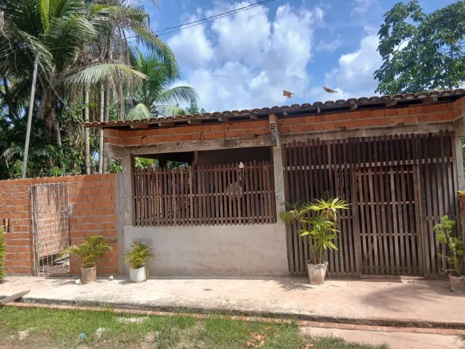 Vendo casa próxima br bairro bom Jesus/Canaã