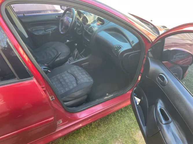 Peugeot 206 Presence 1.4/ 1.4 Flex 8V 5P 2006