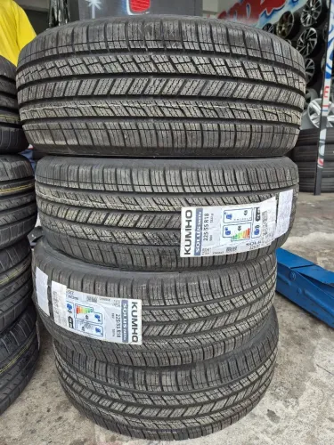Jogo de pneus 225 55 aro 18 Kumho