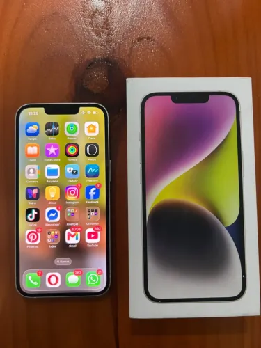 iPhone 14