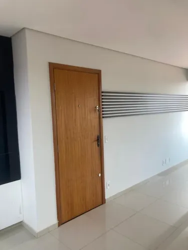 Alugo APTO SANTA MÔNICA