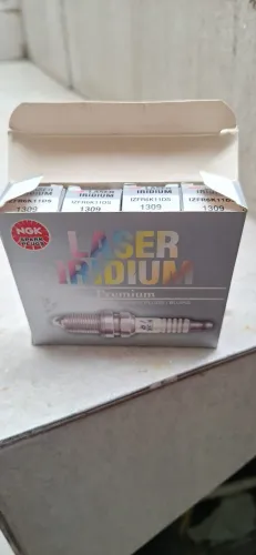 Velas NGK IZFR6K11DS