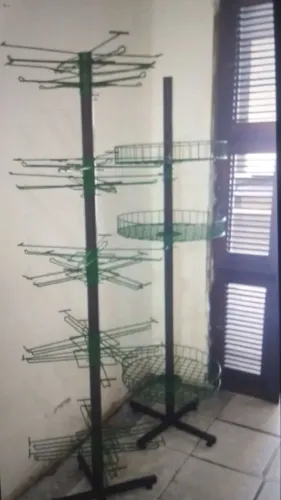 Araras para loja