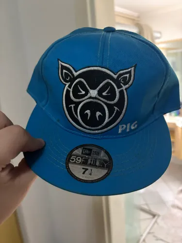raro: boné pig wheels collab com a new era importado Estados Unidos