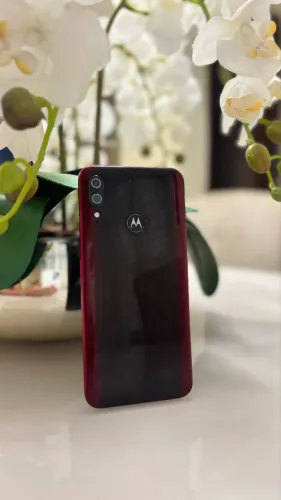 Celular moto e6 plus 