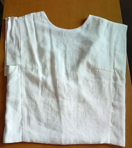 Blusa de linho nunca usado tamanho P e M