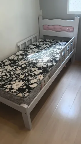 Cama de solteiro madeira maciça com colchão ortobom