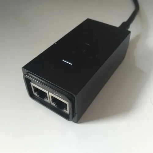 Fonte Poe 24V Ubiquiti Original Fast Ethernet