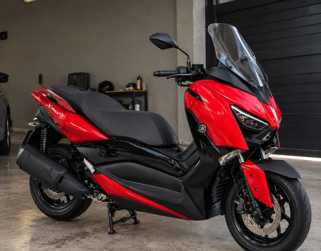 Yamaha Xmax 2022