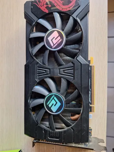 Vendo RX 570 4GB outro troco por fonte de 750w