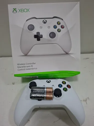 Controle de Xbox One novo