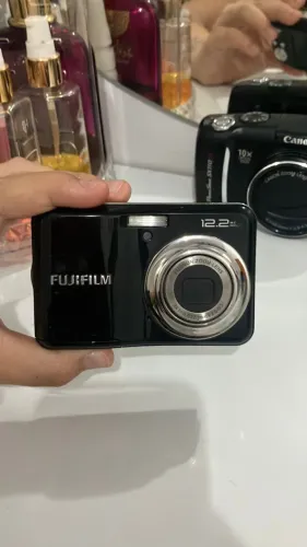 Câmera digital fujifilm 12.2 mp preta