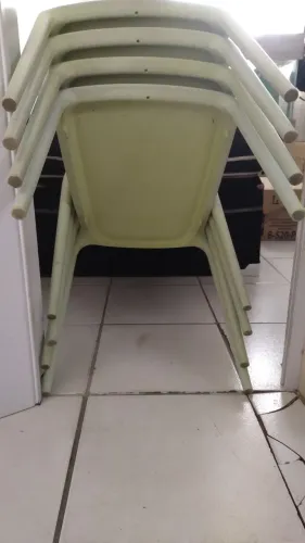 Vendo cadeiras de polipropileno da Tramontina 
