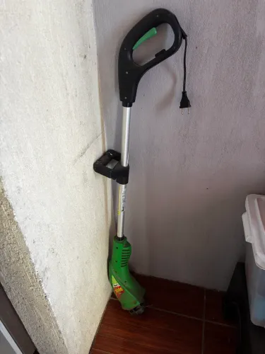 Aparador de grama 1000w