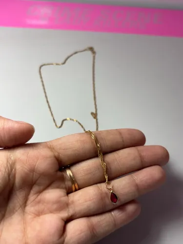 Cordão e pingente de pedrinha feminina ouro, 1.6g