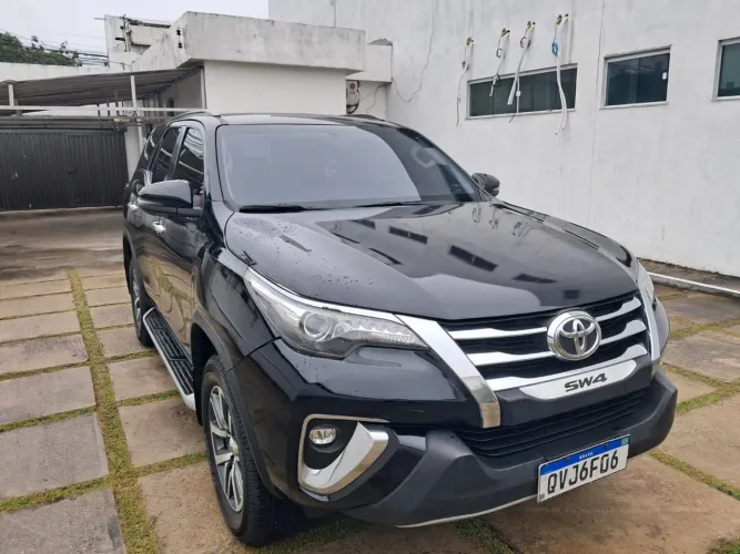 Toyota Hilux SW4 SRX 4X4 2.8 TDI 16V Dies. Aut. 2020