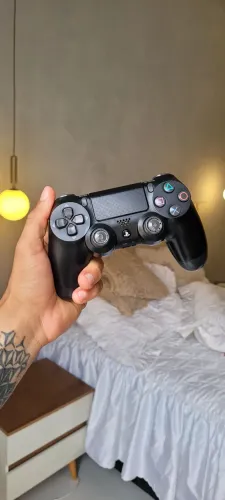 Vendo Controle PS4 Original - Estado de Novo