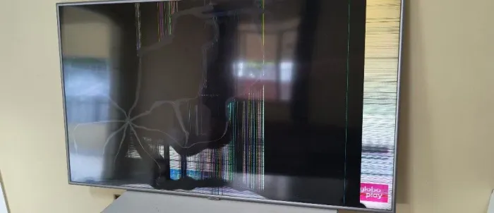Vende-se Tv SMART LED 55