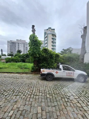Terreno no loteamento LEDA