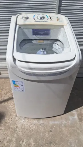 Maquina de lavar 10kg em ótimo estado de conservação