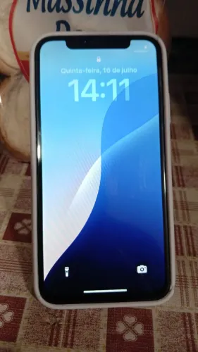 iPhone XS 256 gigas 600$ pra levar hj, celular muit bom!