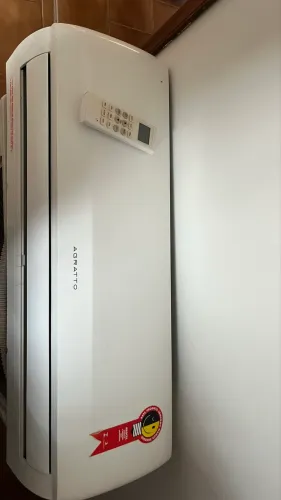 Vendo Ar-Condicionado Split Agratto 12.000 BTUs - 220V