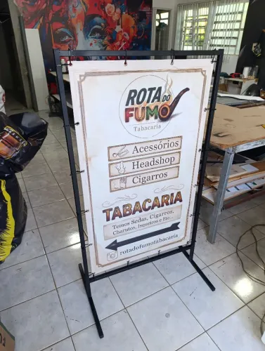 Cavalete para calçada