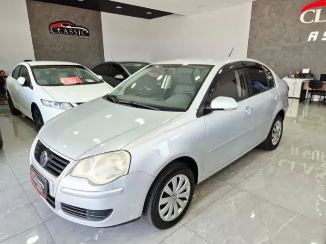 Volkswagen Polo Sedan 1.6 MI Total Flex 8V 4P 2011
