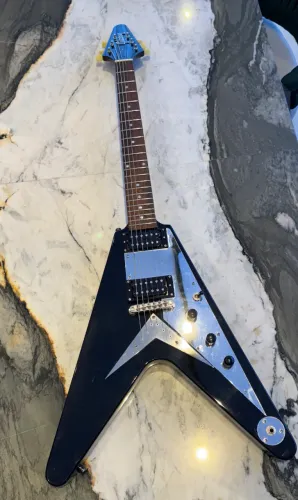 Epiphone Flying V Ebony Customizada