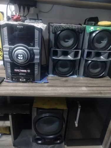 Aparelho de som Sony 3 caixas