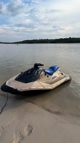 Jetski Spark 2022 novo
