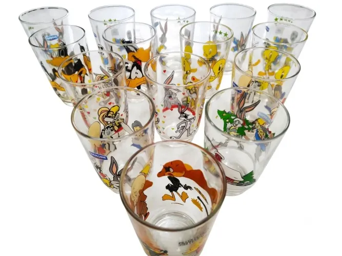 15 Copos de Vidro Decorados Vintage Looney Tunes | Anos 90