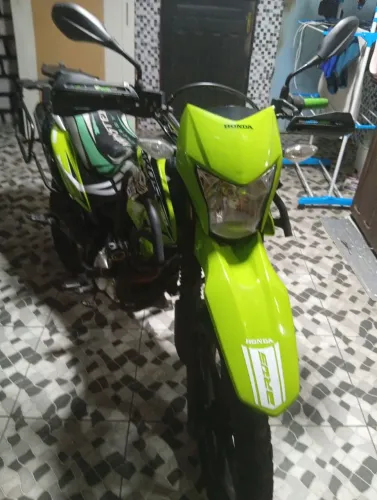 Vendo bross 150 2013