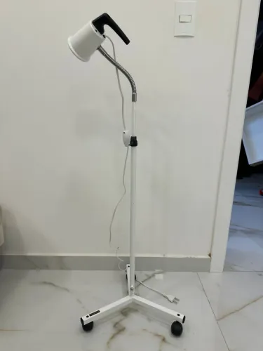 Lâmpada ginecológica 